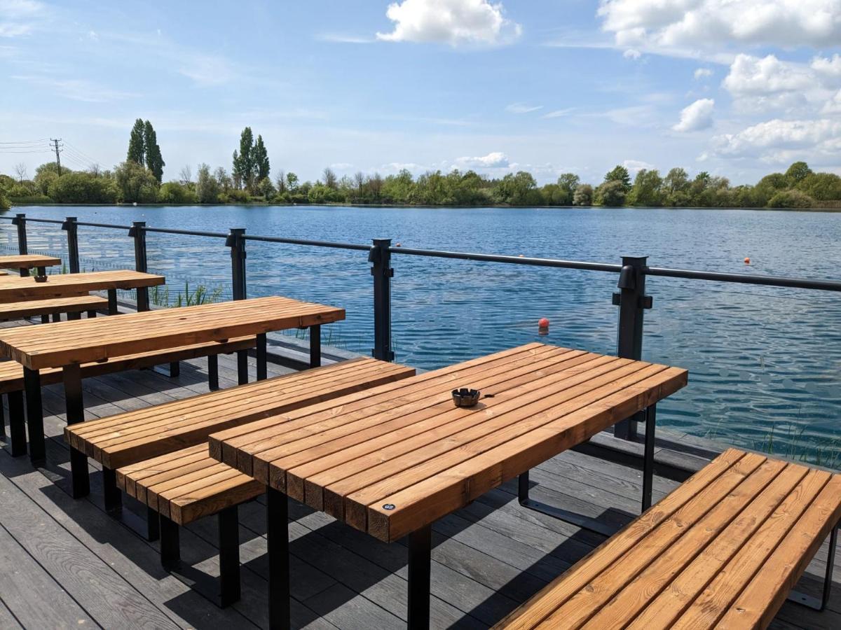 Chichester Lakeside Self-Catering Holiday Home Buitenkant foto