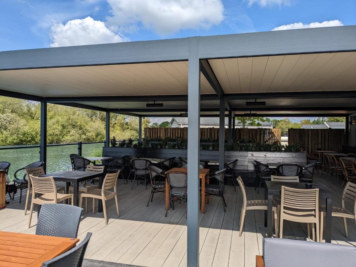 Chichester Lakeside Self-Catering Holiday Home Buitenkant foto